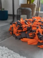 25115_Schnueffelteppich_orange_48x48cm_02